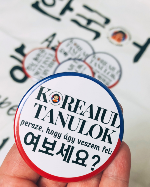[kitűző] Koreaiul tanulok, persze, hogy úgy veszem fel: 여보세요?